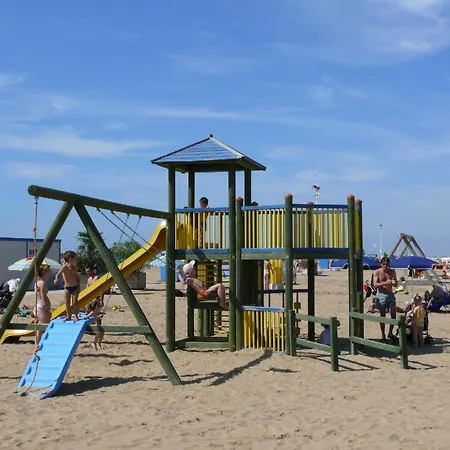 Fuer 5 Personen Ca 35 Qm In Bibione, Adriakueste Italien Und Umgebung - B63269 ビビオーネ