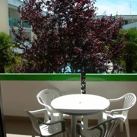 Fuer 5 Personen Ca 35 Qm In Bibione, Adriakueste Italien Und Umgebung - B63269 * ビビオーネ