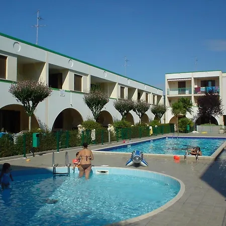 Fuer 5 Personen Ca 35 Qm In Bibione, Adriakueste Italien Und Umgebung - B63269 Apartment *