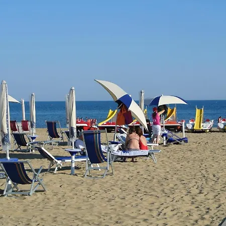 Fuer 5 Personen Ca 35 Qm In Bibione, Adriakueste Italien Und Umgebung - B63269 Apartment
