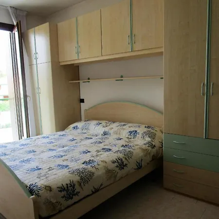 Apartment Fuer 5 Personen Ca 35 Qm In Bibione, Adriakueste Italien Und Umgebung - B63269